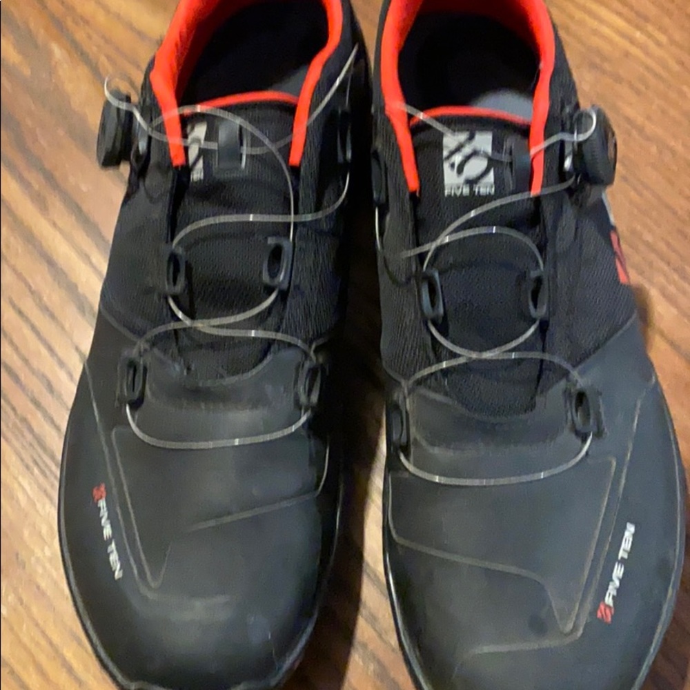 Five Ten Mountain Bike sneakers